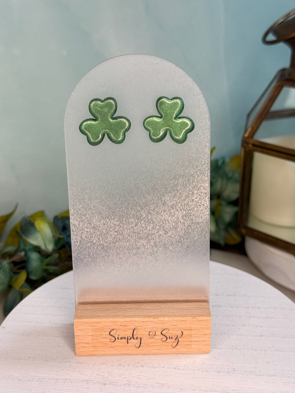 Clover Shimmer Studs