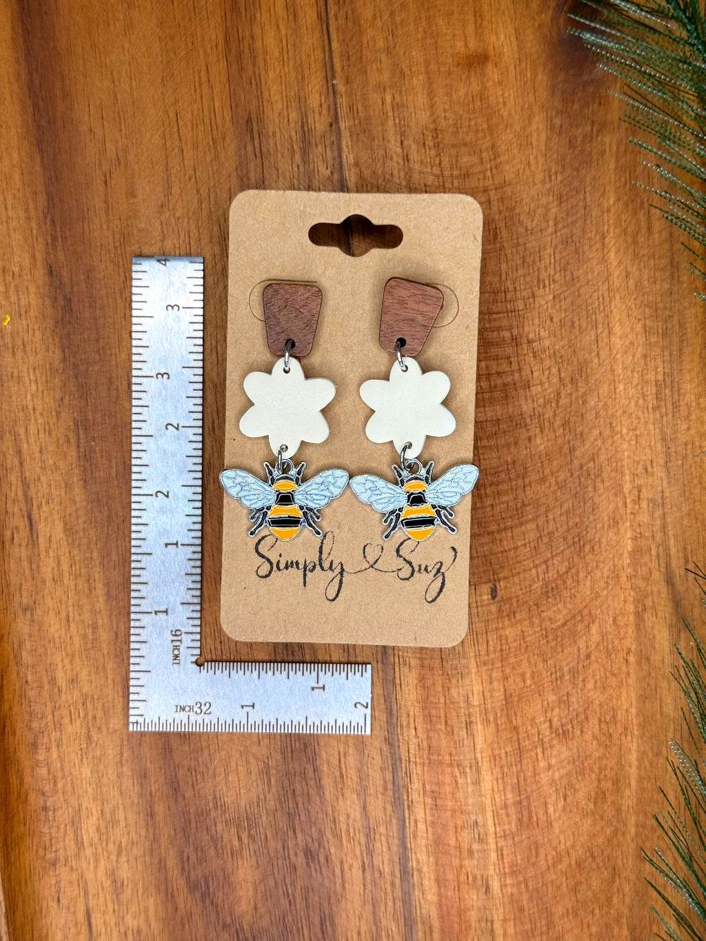 Bee's Garden Dangles