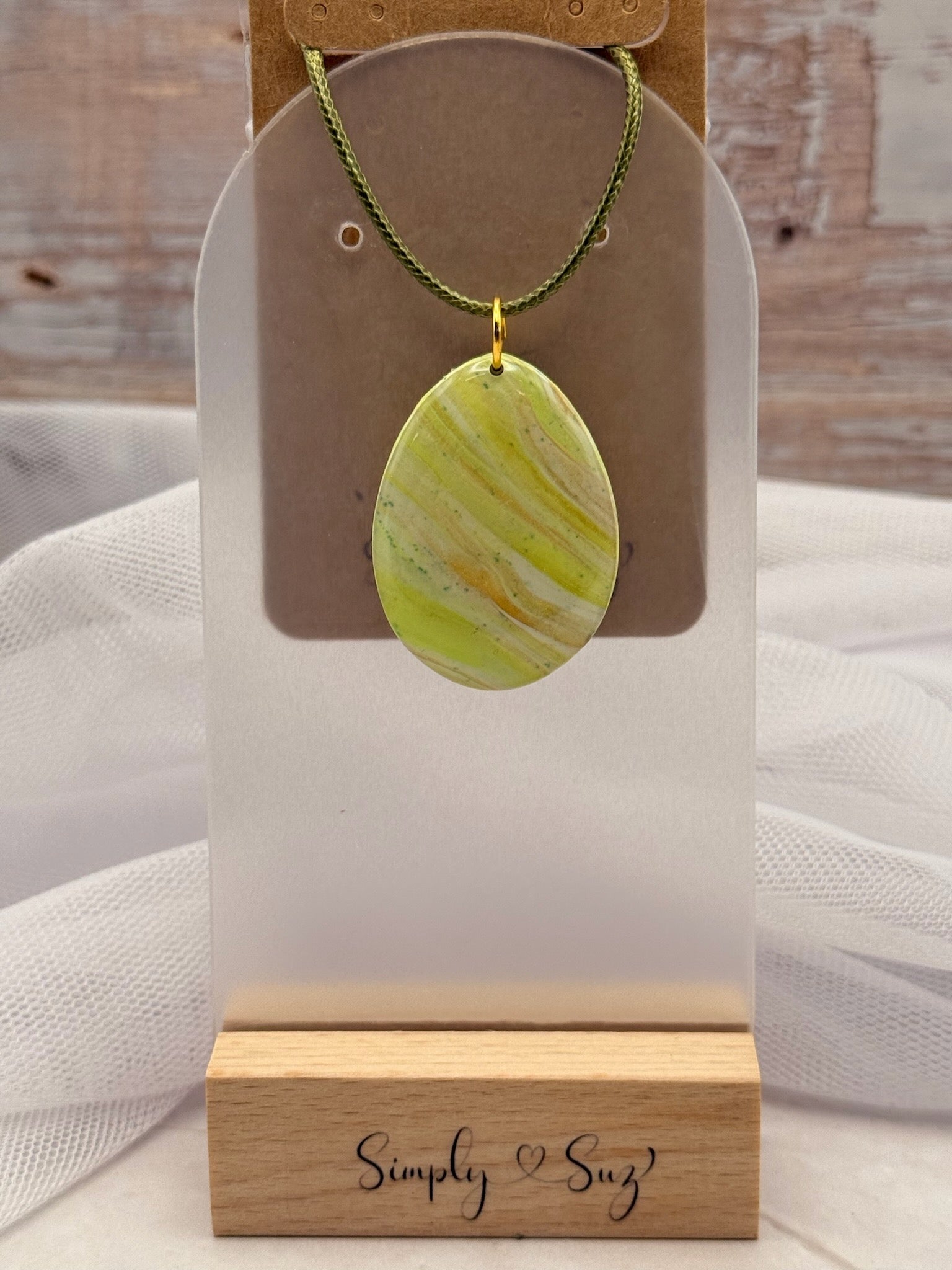 Green Marble Oval Pendant Necklace