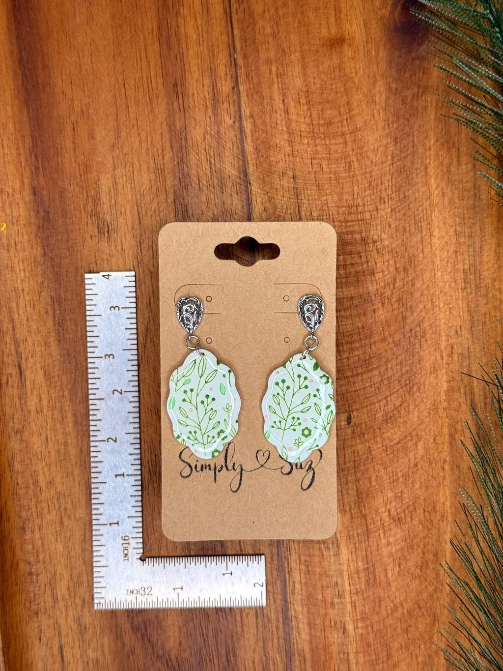Garden Vine Scallops — Silver Filigree