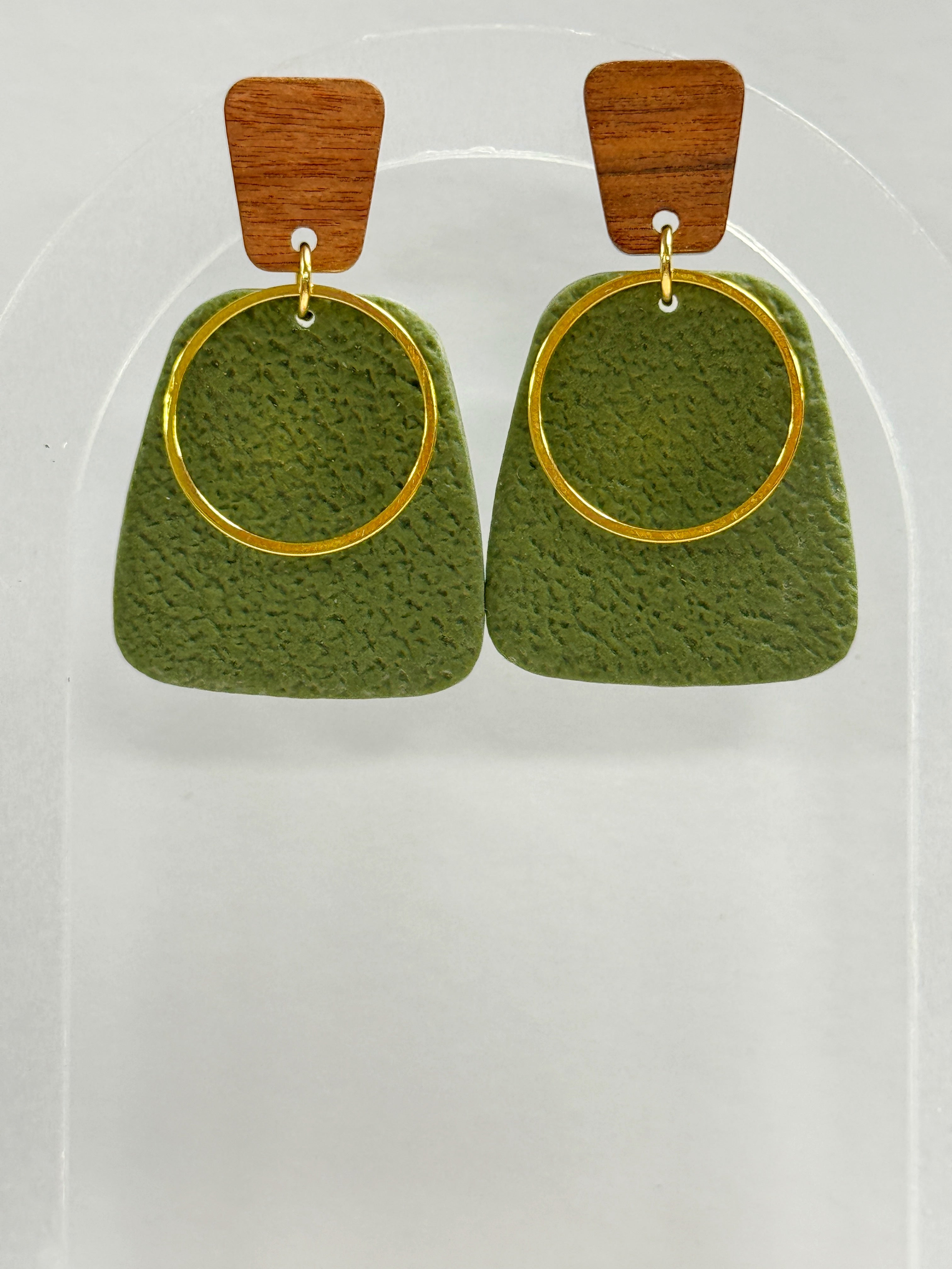 Moss & Timber