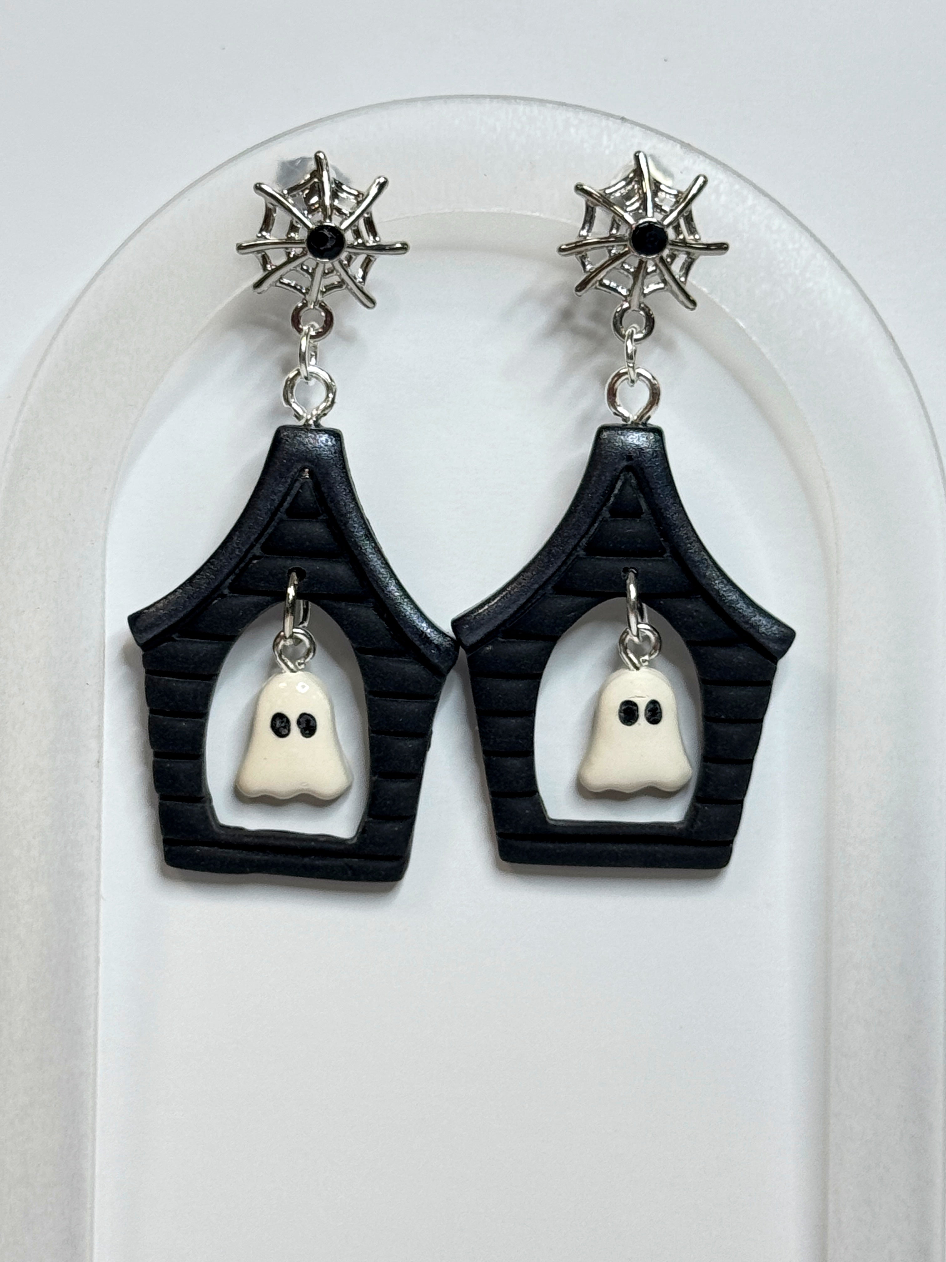 Boo Manor