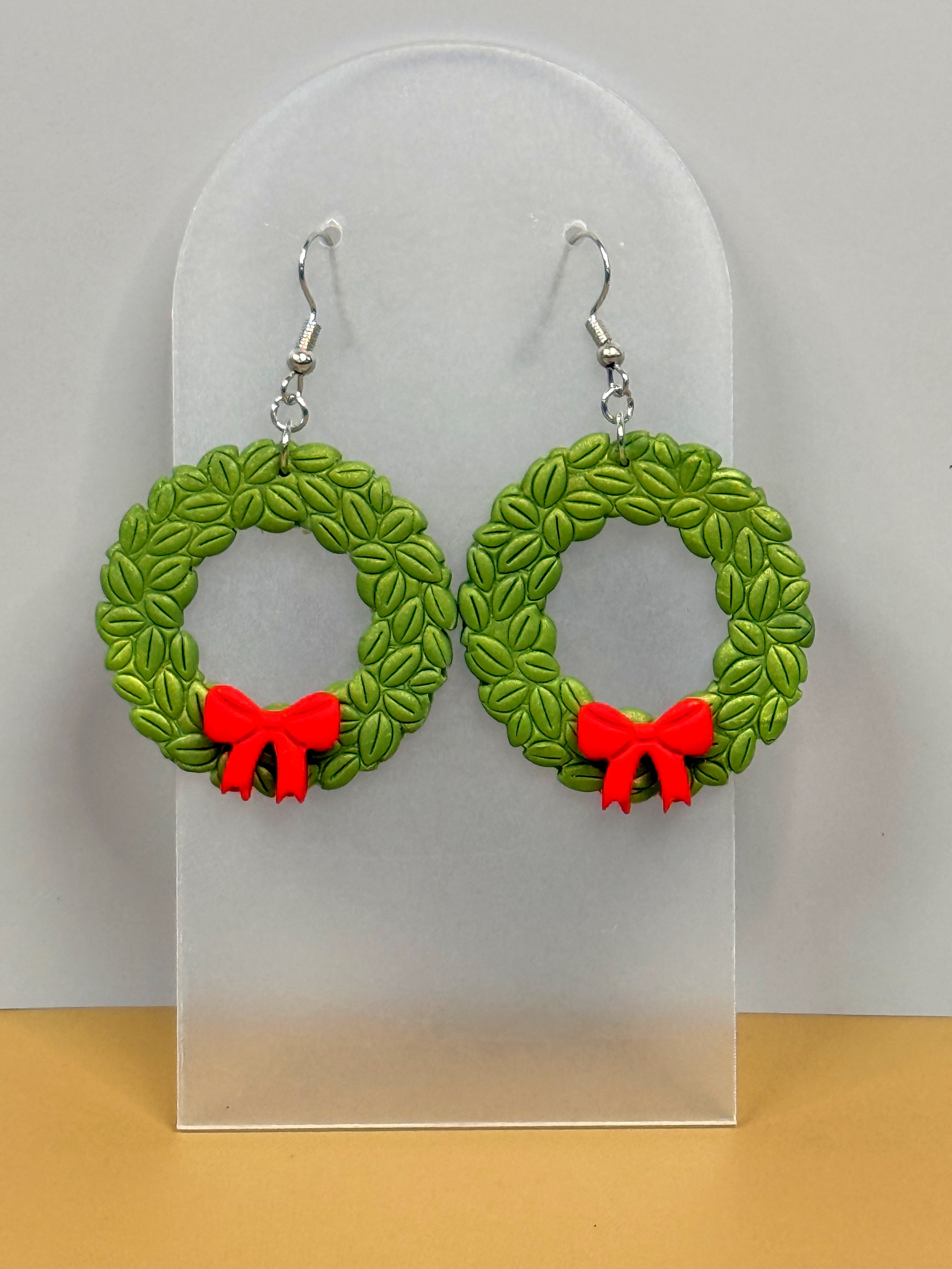Holly Jolly Wreaths