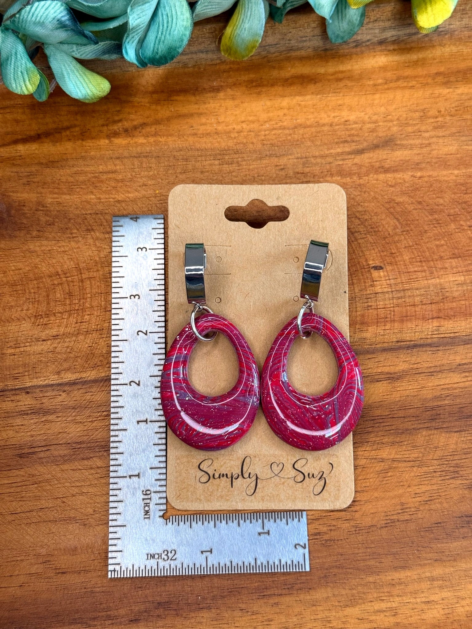 Sangria Swirl Hoops — Gold
